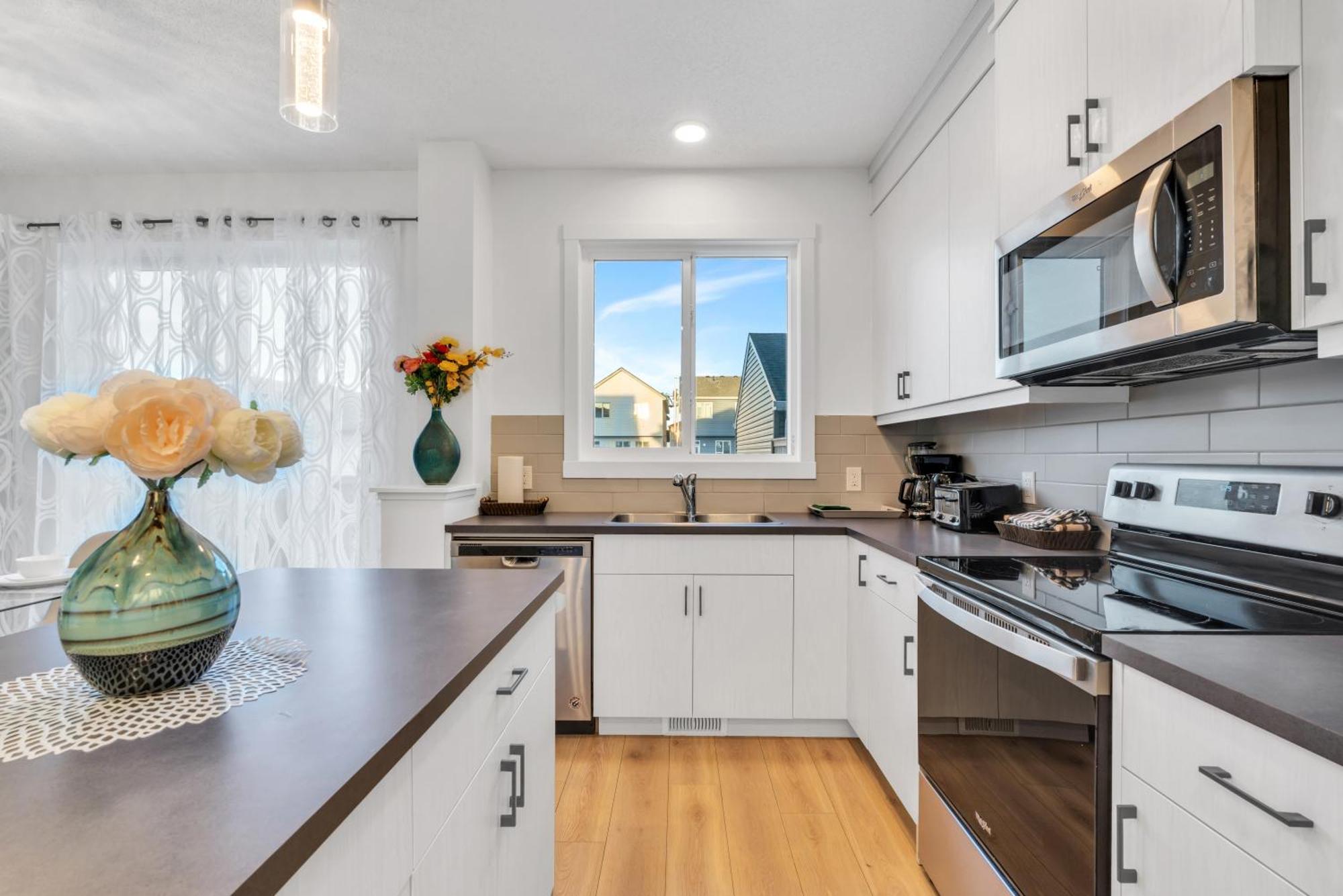 Holiday home Your Happy Place Seton3 Bed. Sleeps 6. 2.5bath Calgary